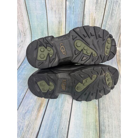 UGG Australia Black Leather Sherpa Lined Ankle Boots Women's Size 9 Zipper Boot - Picture 5 of 7